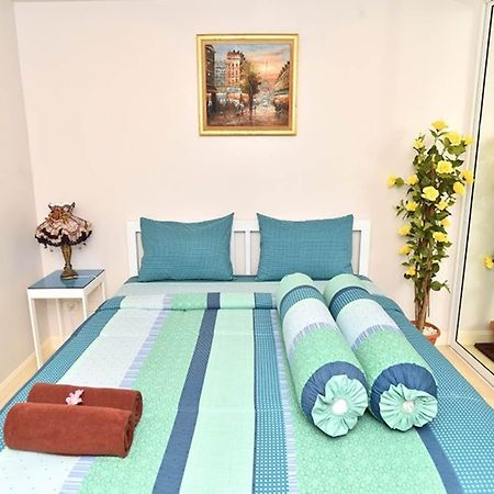 Parvena Hotel Банкок Екстериор снимка