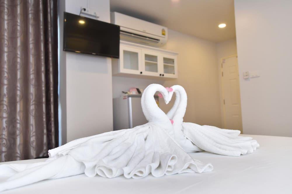 Parvena Hotel Банкок Екстериор снимка
